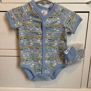 Vintage Y2K baby bodysuit w/socks sprockets 6-9 mo NWOT